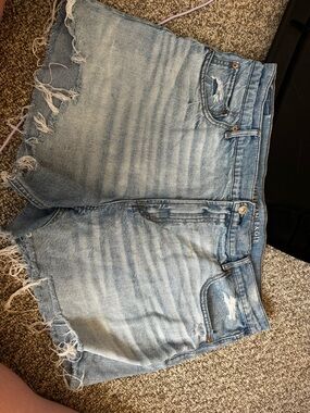 American Eagle Outfitters Light Blue Distressed Jean Shorts